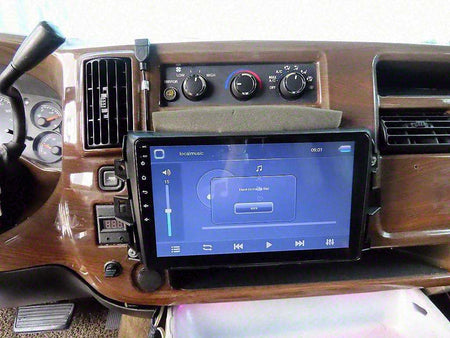 CHEVROLET Express Van — photo 11