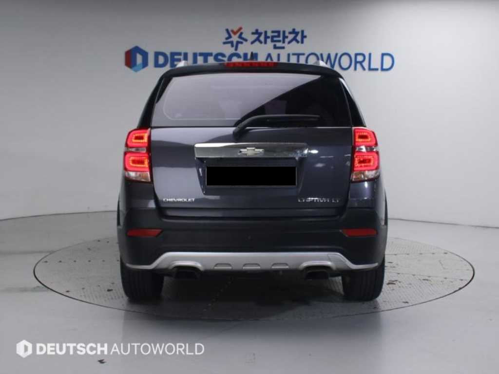 CHEVROLET Captiva — photo 04