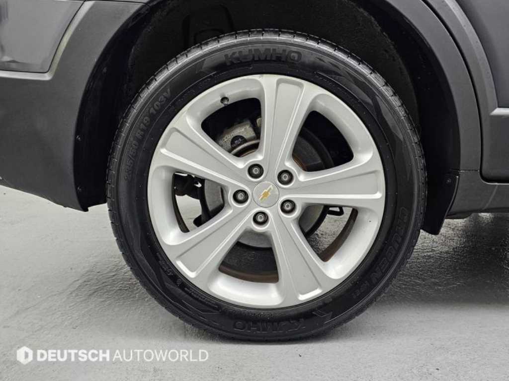 CHEVROLET Captiva — photo 05
