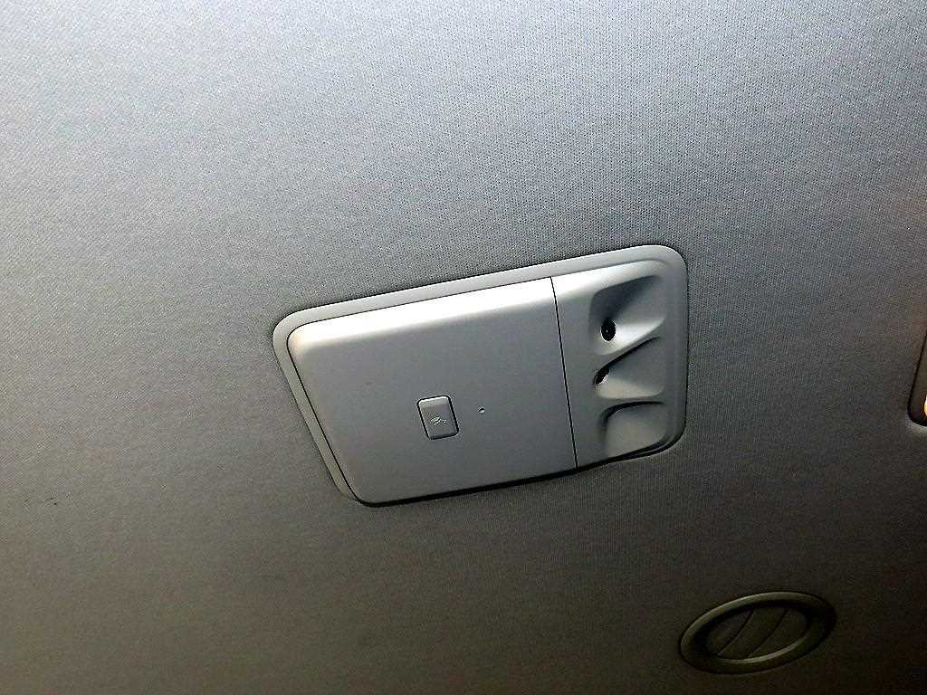 Kia Carnival — photo 18
