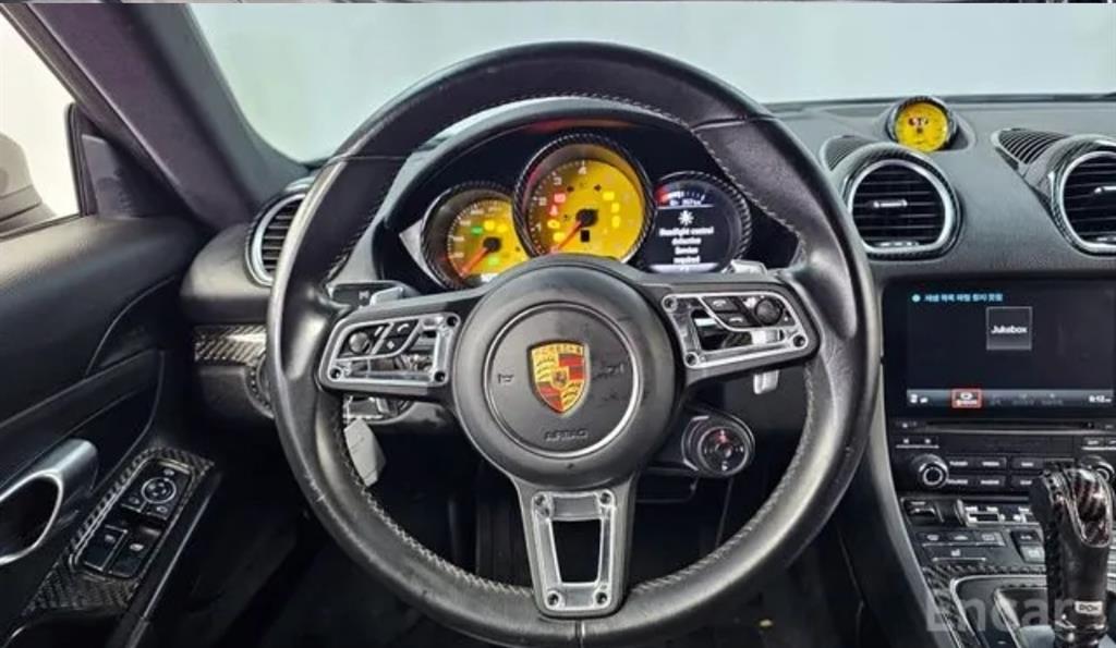 Porsche 718 — photo 12
