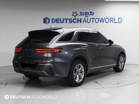 Genesis GV70 — photo 02