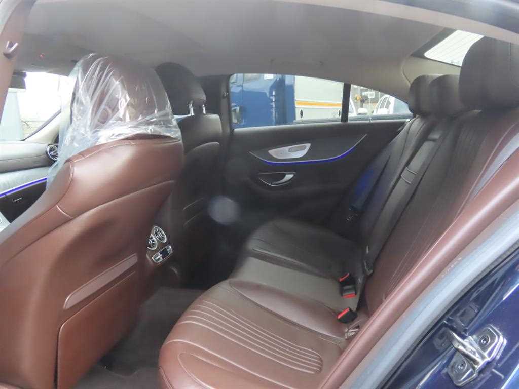 Mercedes-Benz CLS-Class — photo 06