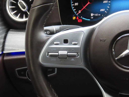 Mercedes-Benz CLS-Class — photo 11