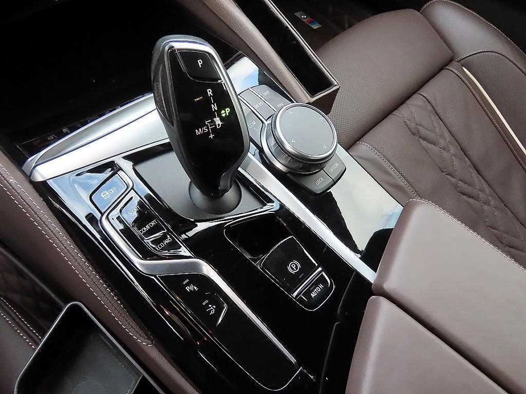 BMW Gran Turismo — photo 11
