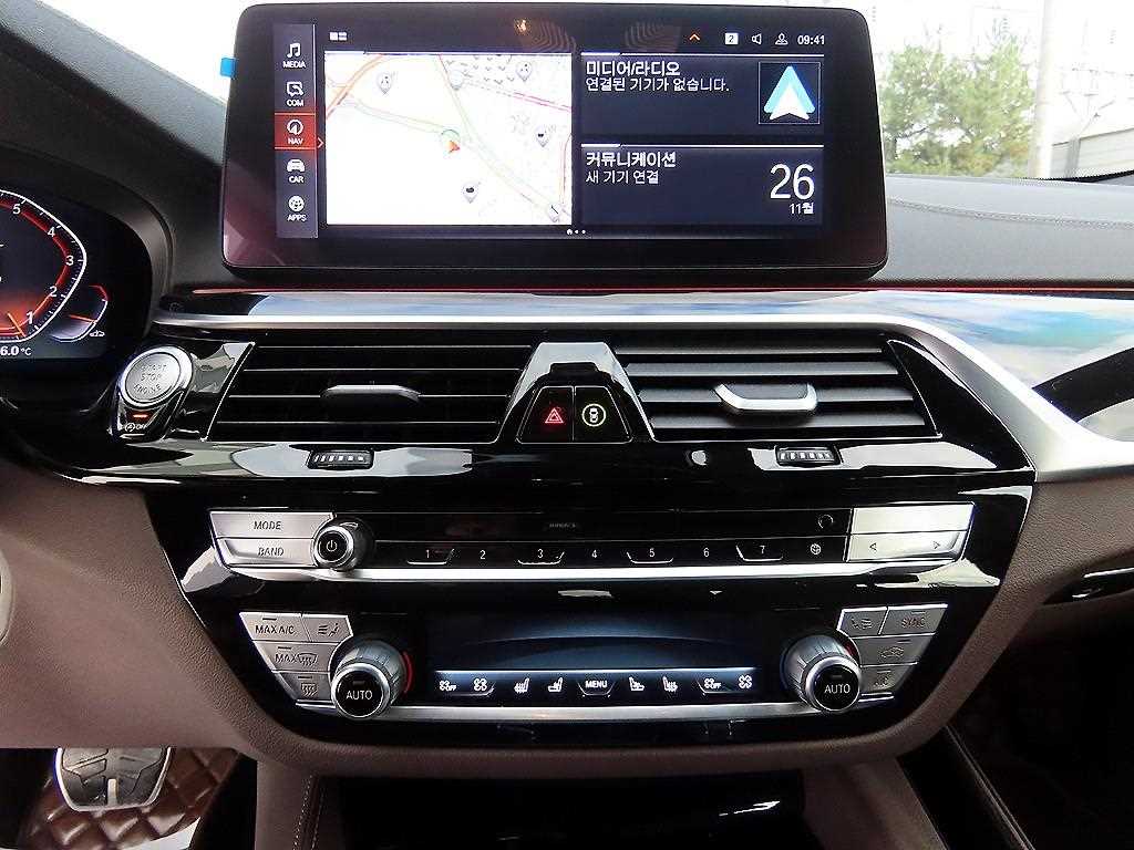 BMW Gran Turismo — photo 13