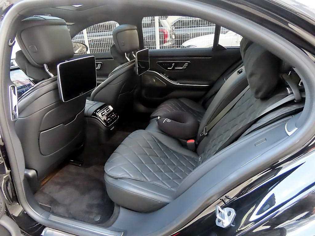 Mercedes-Benz S-Class — photo 06