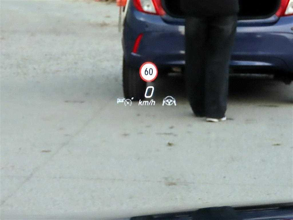 Mercedes-Benz S-Class — photo 10