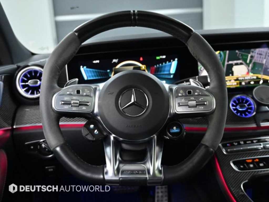 Mercedes-Benz CLS-Class — photo 13