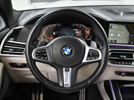 BMW X7 — photo 13