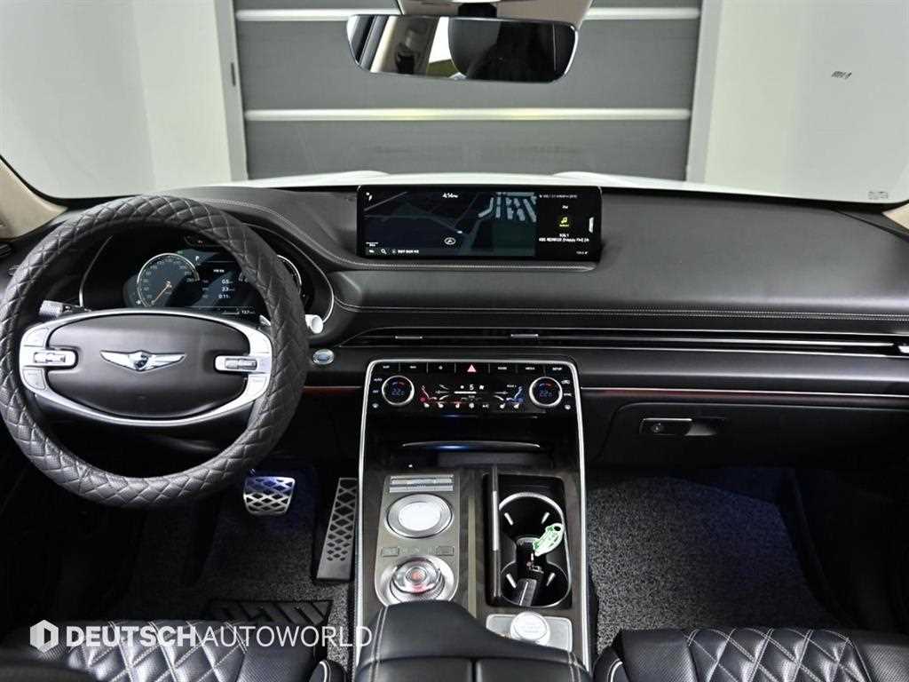 Genesis GV80 — photo 07