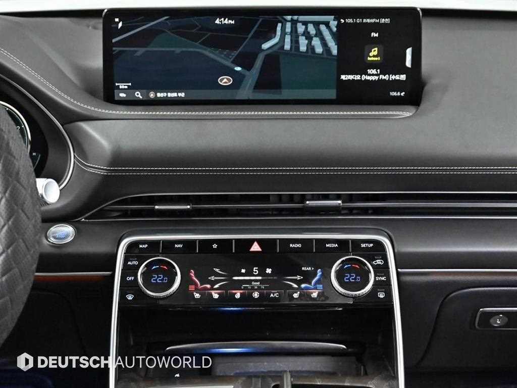 Genesis GV80 — photo 14