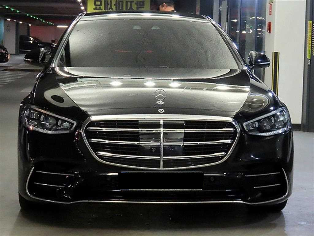 Mercedes-Benz S-Class — photo 02