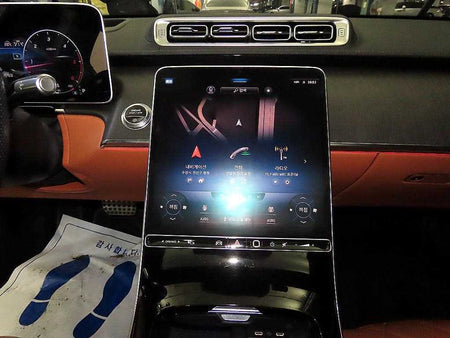 Mercedes-Benz S-Class — photo 11