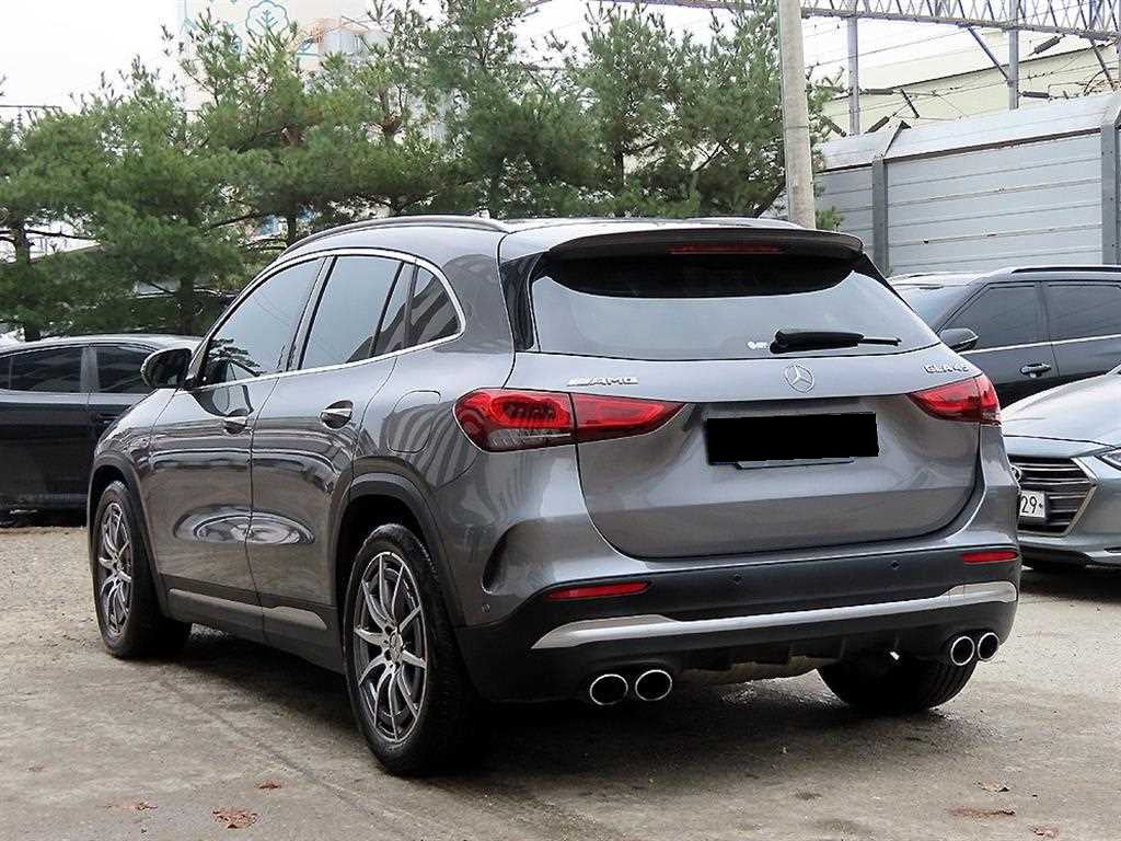 Mercedes-Benz GLA-Class — photo 03