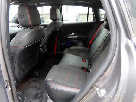 Mercedes-Benz GLA-Class — photo 06