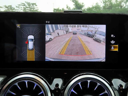 Mercedes-Benz GLA-Class — photo 15