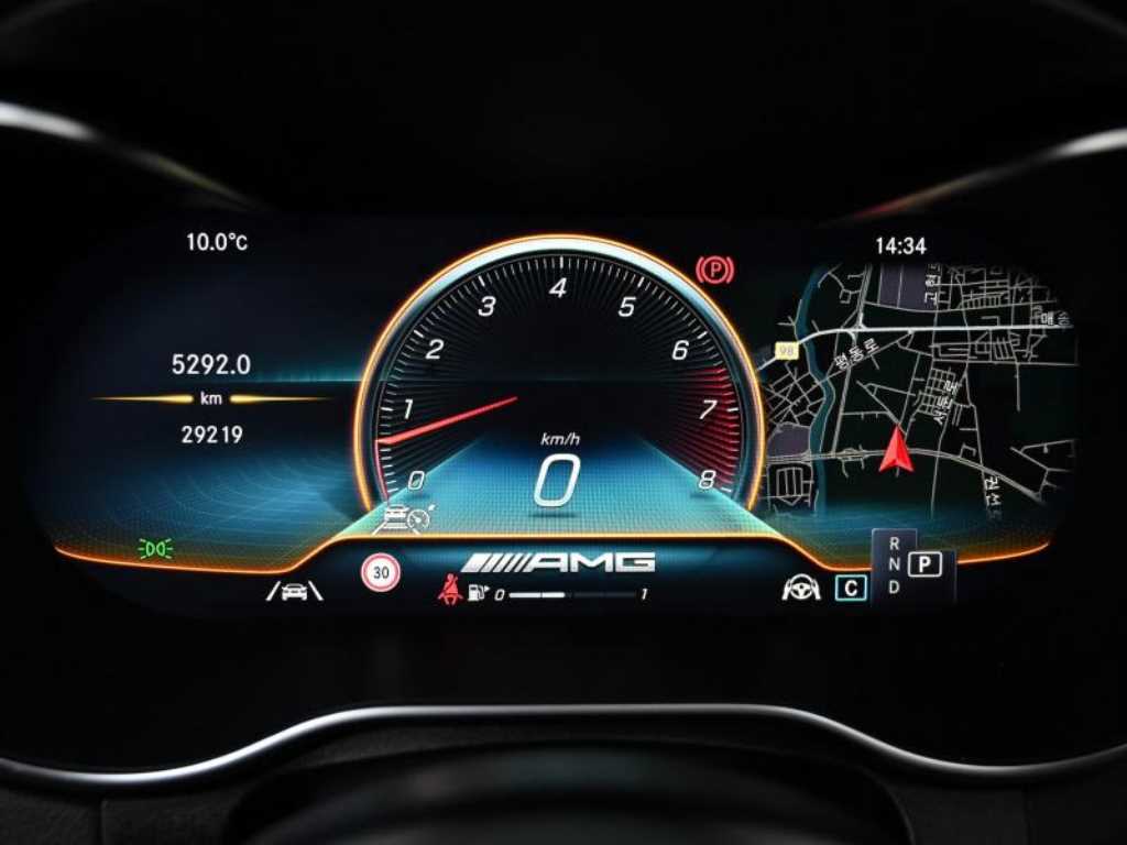 Mercedes-Benz GLC-Class — photo 09