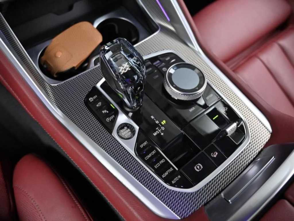 BMW X6 — photo 09
