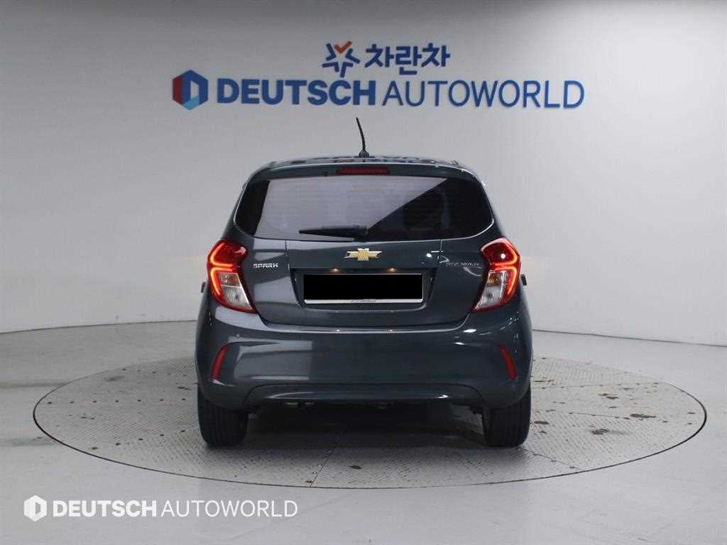 CHEVROLET Spark — photo 04