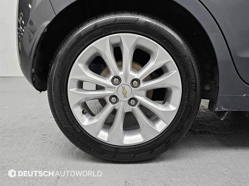 CHEVROLET Spark — photo 05