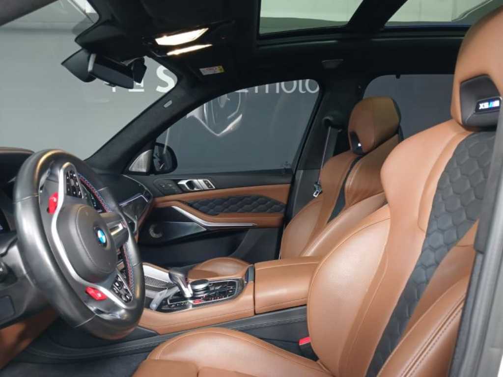 BMW X5M — photo 07
