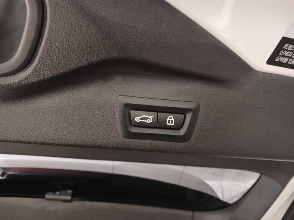 BMW X5M — photo 17