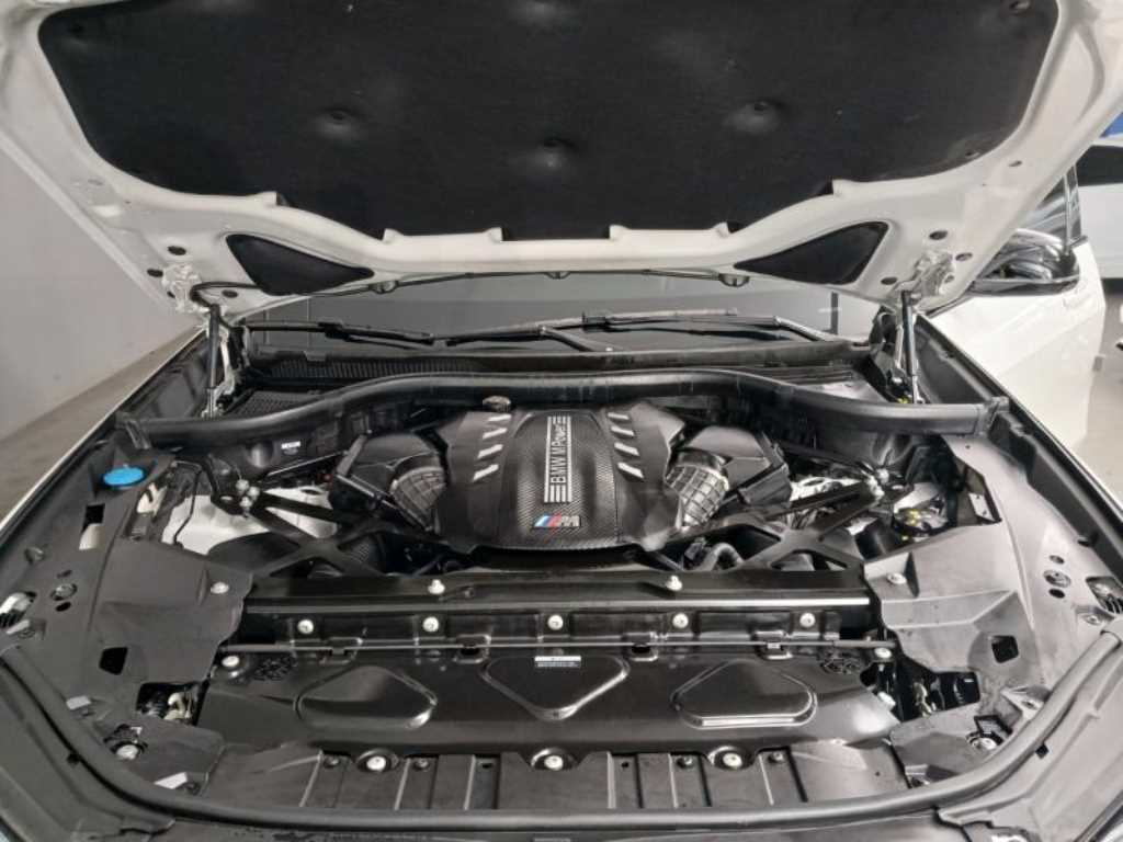 BMW X5M — photo 19