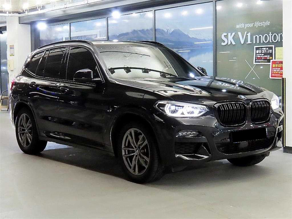 BMW X3 — photo 01