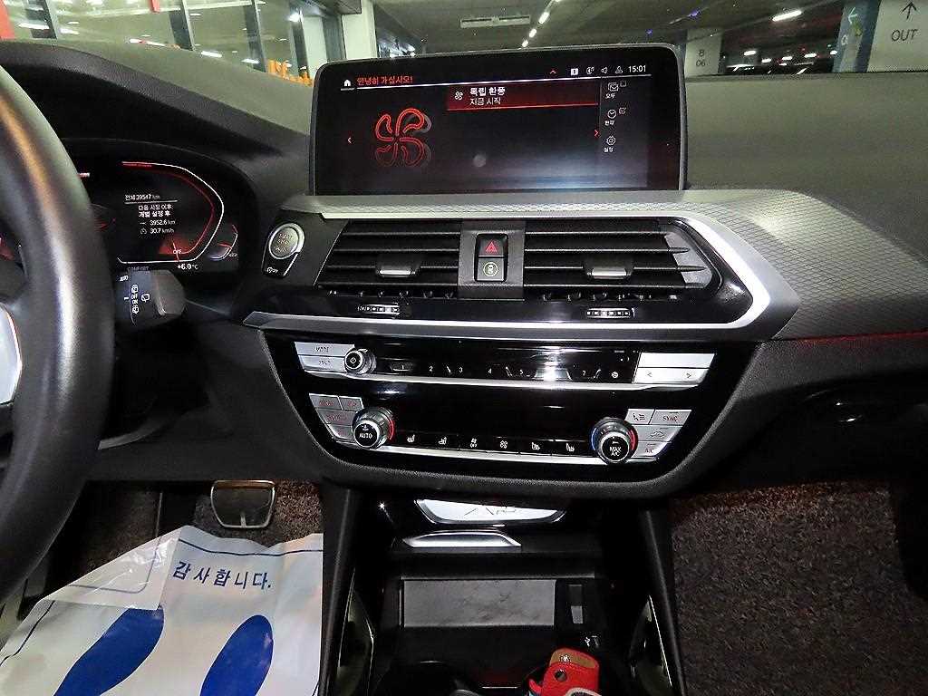 BMW X3 — photo 11