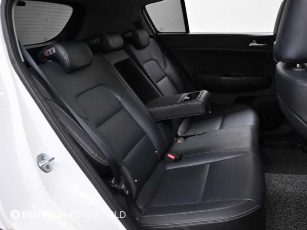 Kia Sportage — photo 12