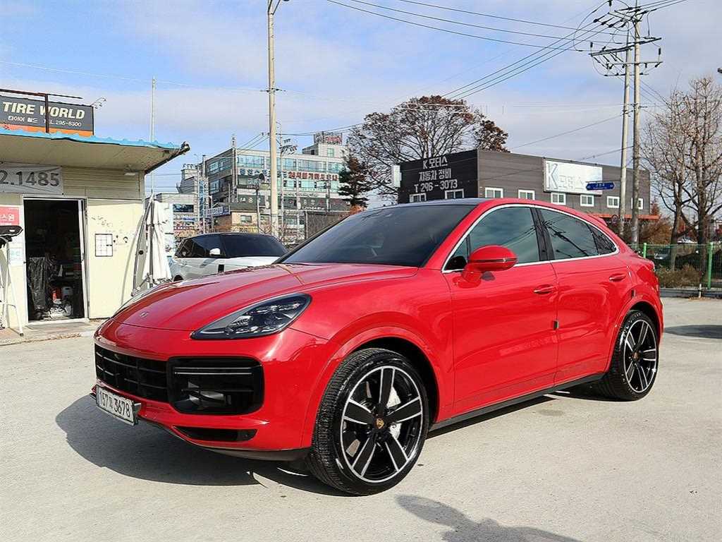 Porsche Cayenne — photo 02