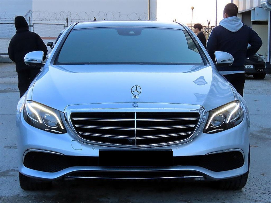 Mercedes-Benz E-Class — photo 01