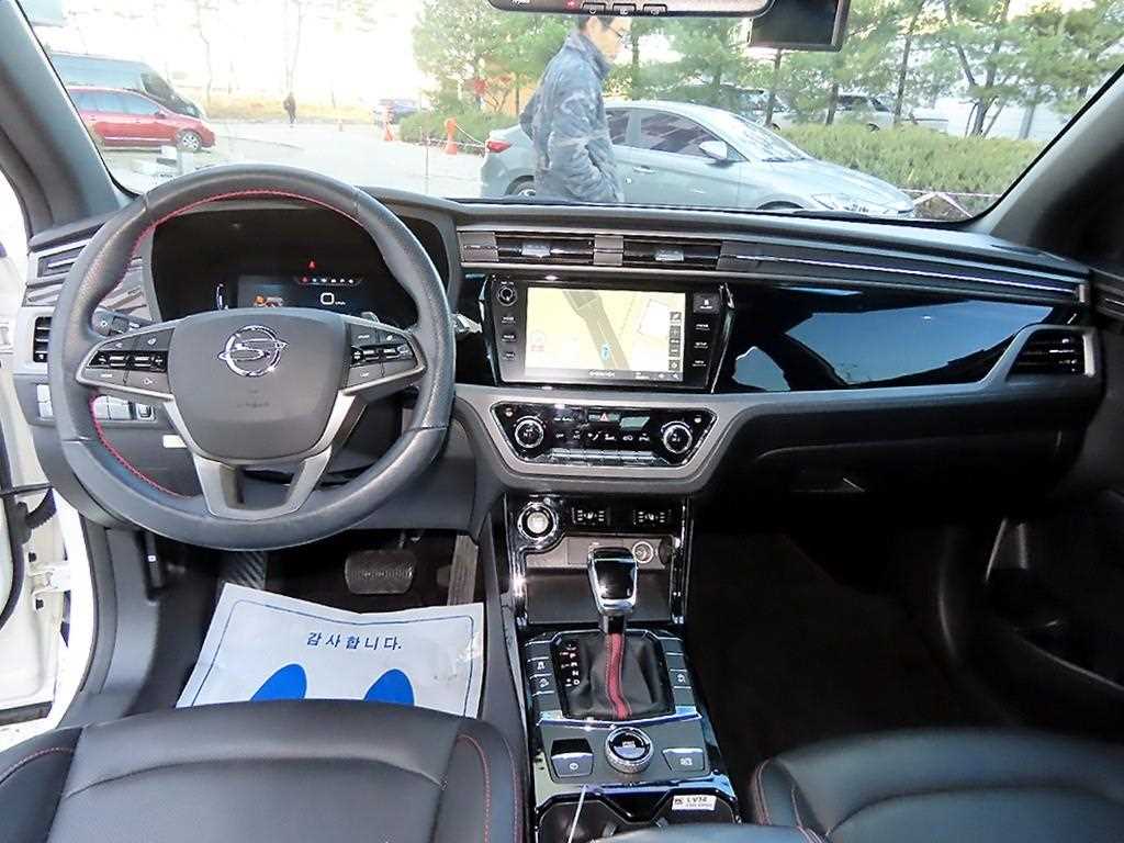 KGM KORANDO — photo 07