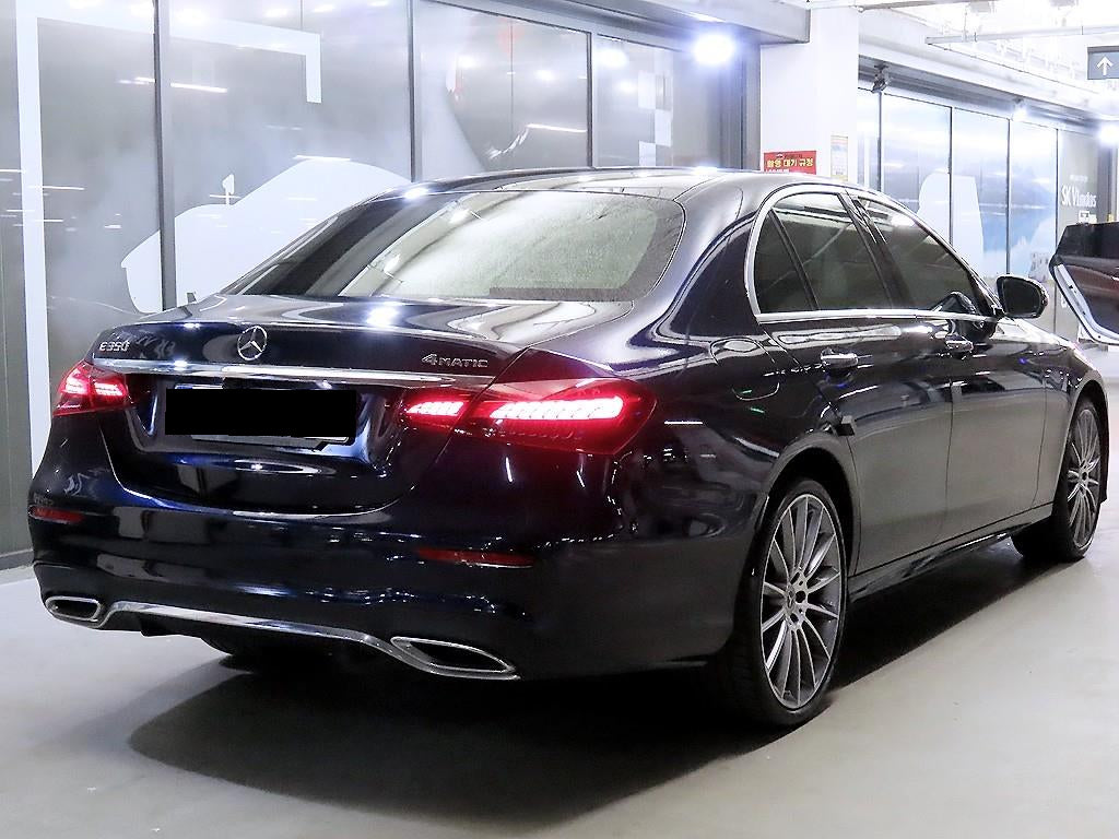 Mercedes-Benz E-Class — photo 04
