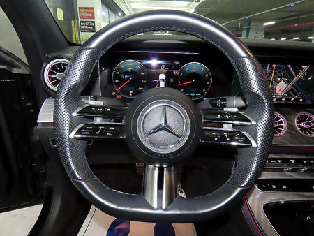 Mercedes-Benz E-Class — photo 08