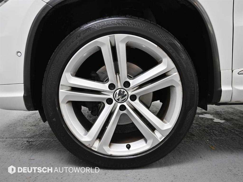 Volkswagen Tiguan — photo 05
