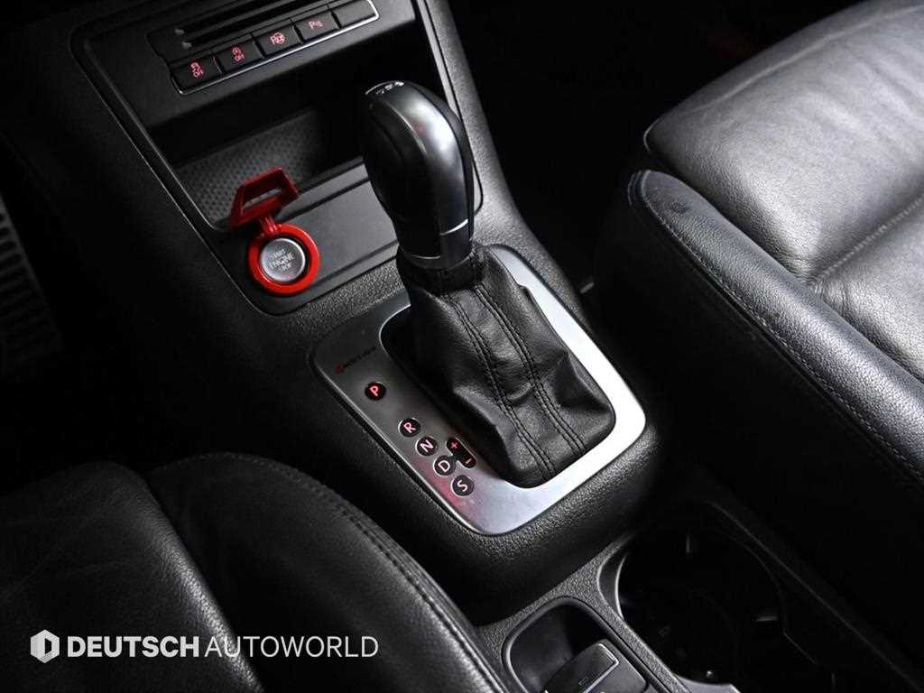 Volkswagen Tiguan — photo 09
