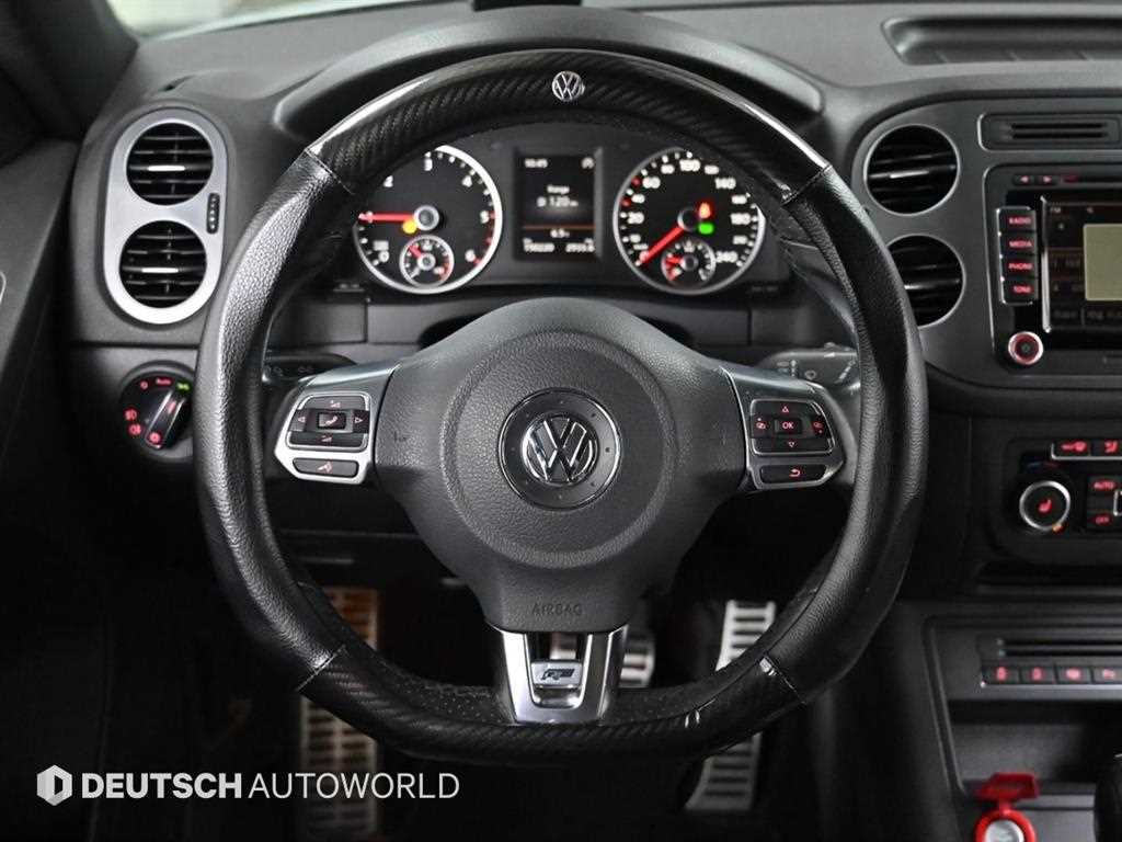 Volkswagen Tiguan — photo 13