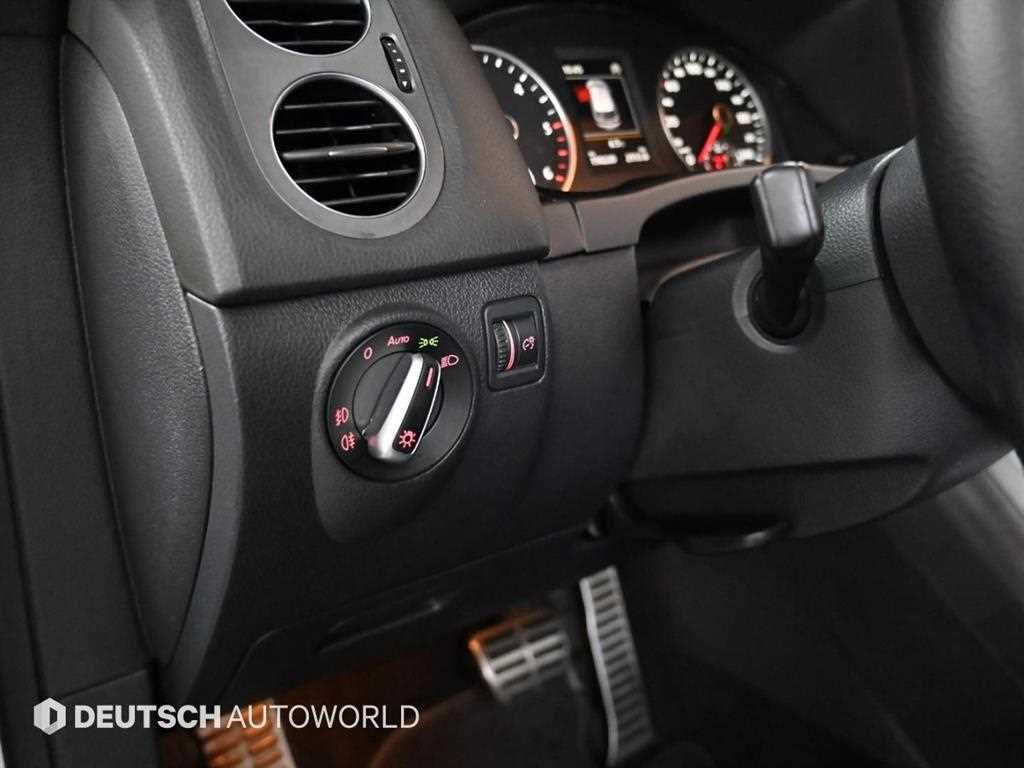 Volkswagen Tiguan — photo 18