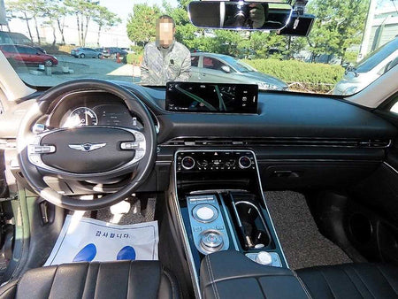Genesis GV80 — photo 07