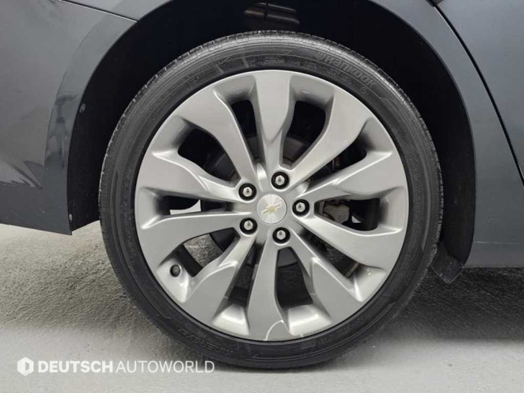 CHEVROLET Malibu — photo 05