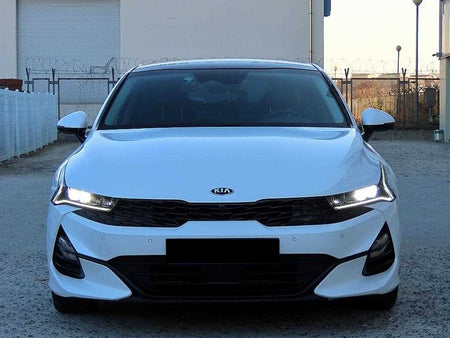 Kia K5 — photo 01