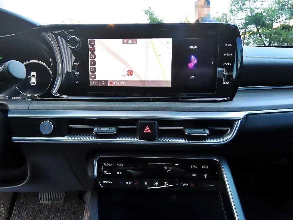 Kia K5 — photo 13