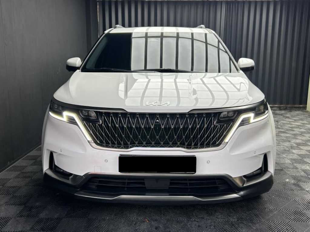 Kia Carnival — photo 01