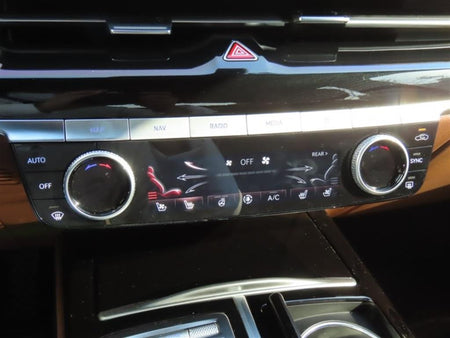 Genesis G80 — photo 07