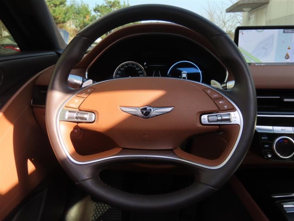 Genesis G80 — photo 16