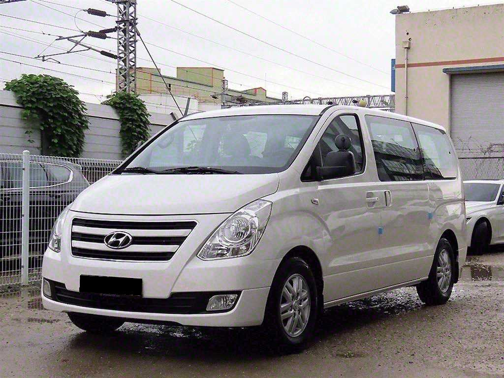 Hyundai Starex — photo 02
