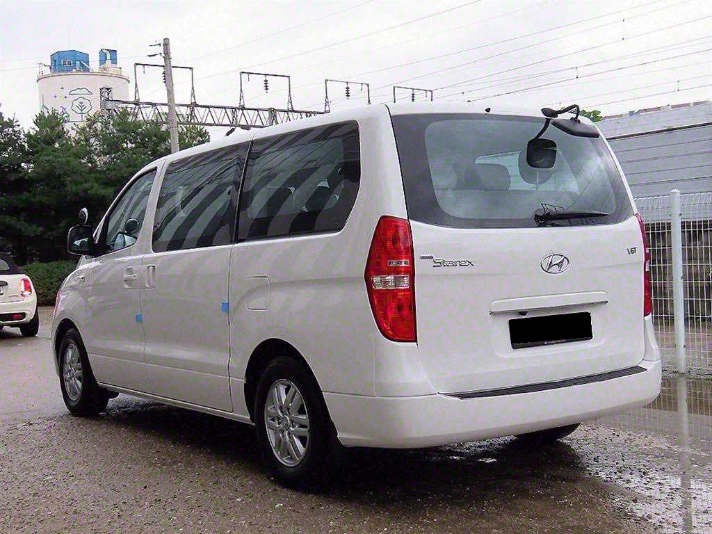 Hyundai Starex — photo 03