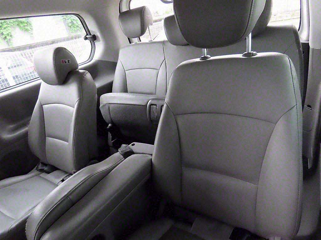 Hyundai Starex — photo 07
